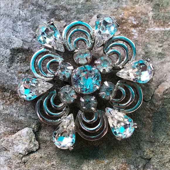 VTG Large Rhinestone Brooch - Picture 2 of 5